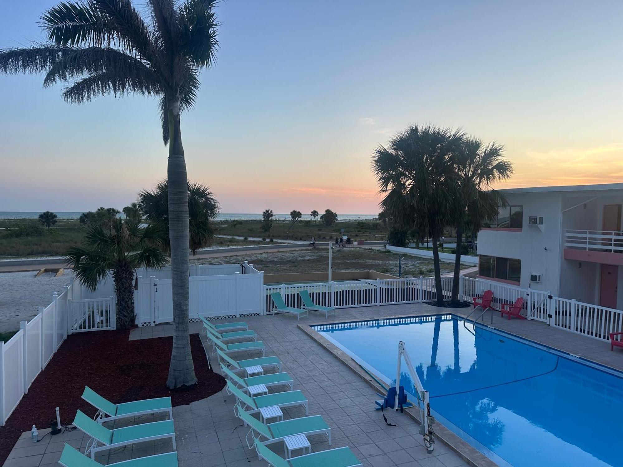 Arvilla Resort St. Pete Beach Eksteriør bilde