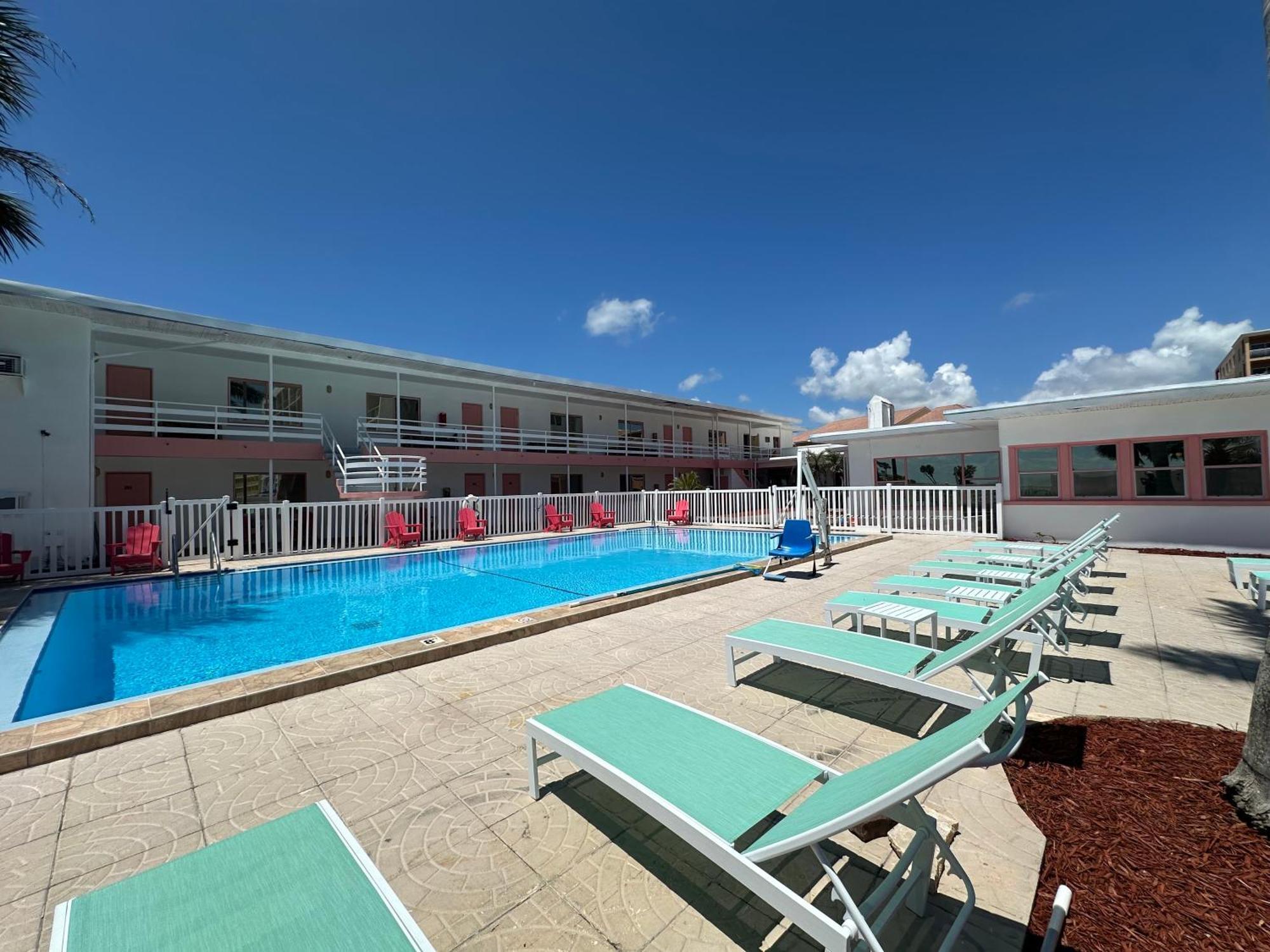 Arvilla Resort St. Pete Beach Eksteriør bilde